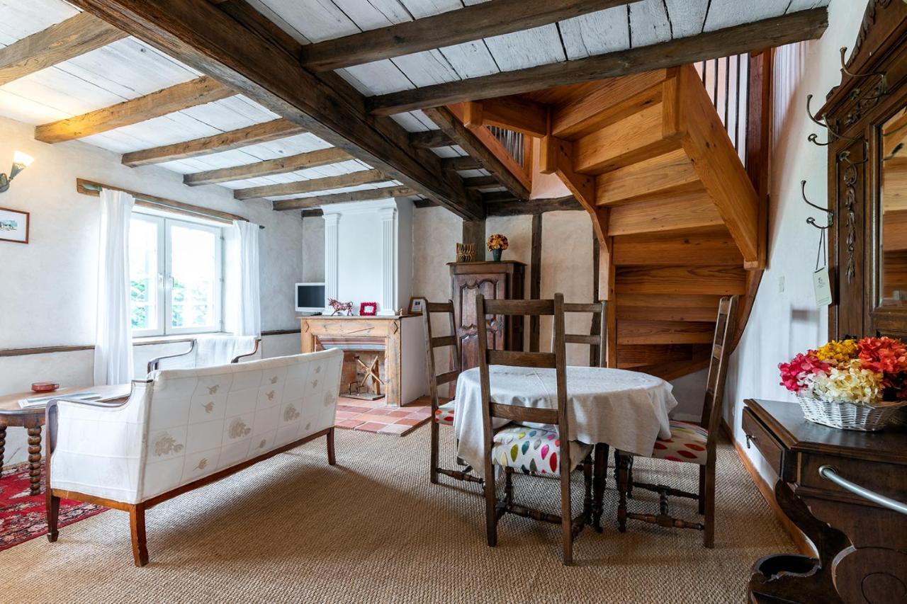 Domaine De Bassilour Hotel Bidart Bagian luar foto