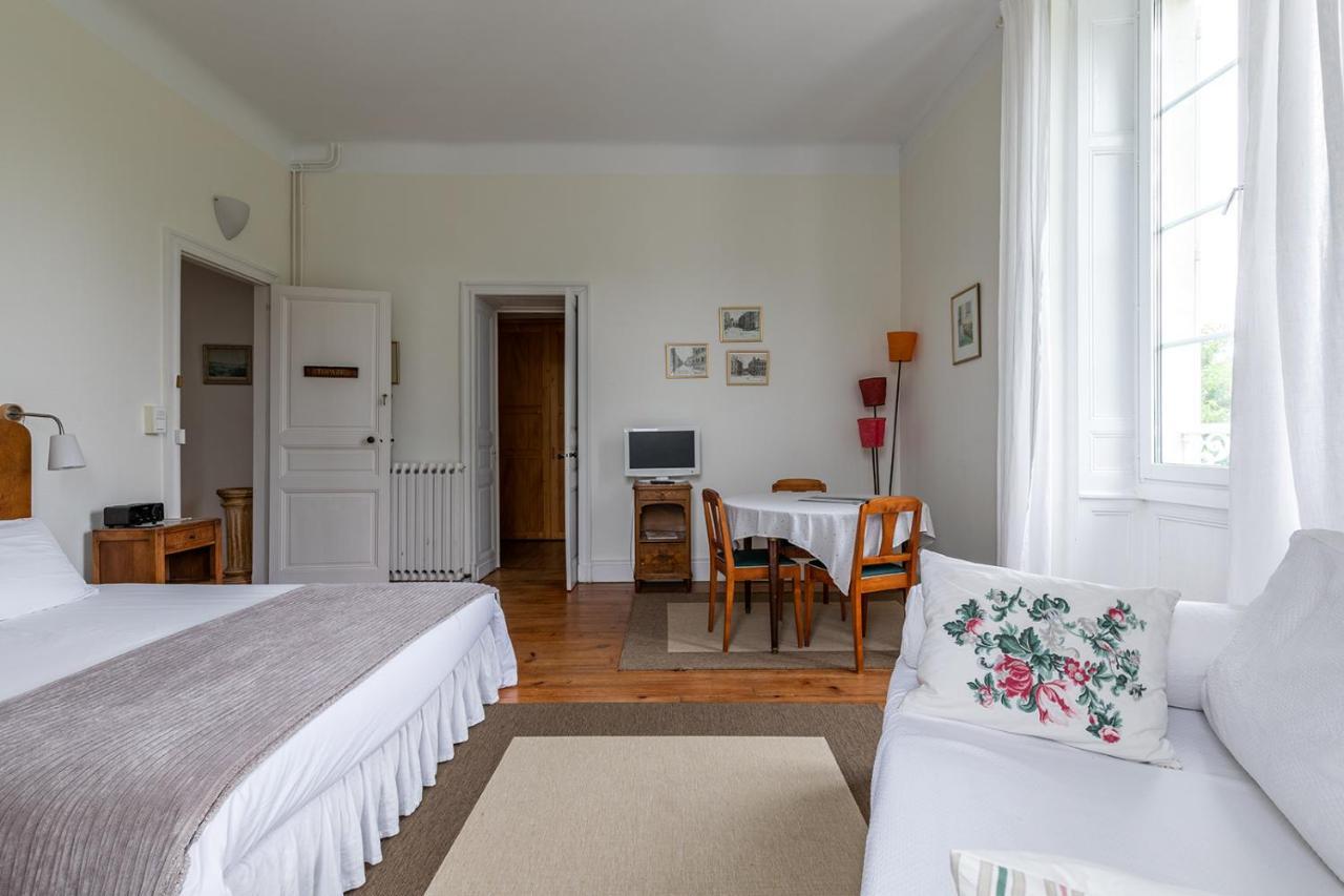 Domaine De Bassilour Hotel Bidart Bagian luar foto