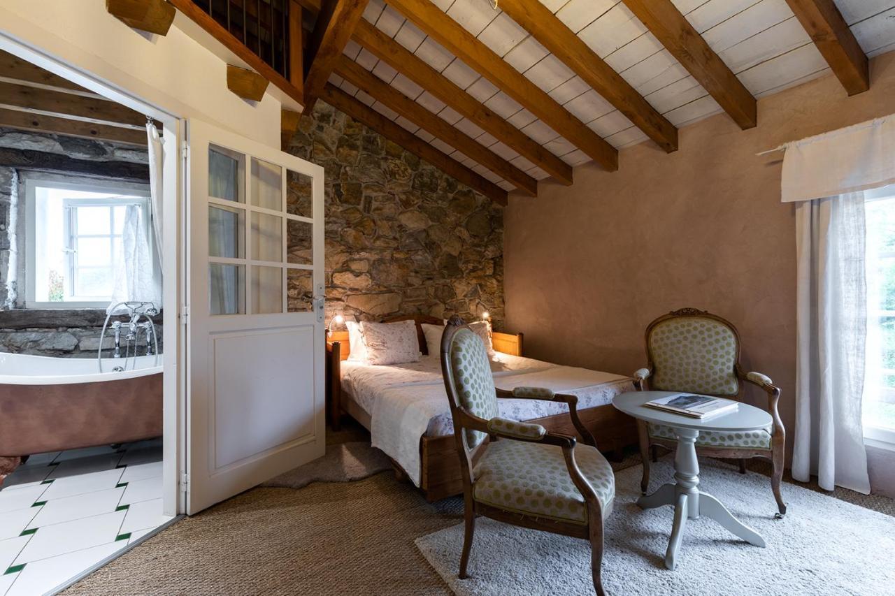 Domaine De Bassilour Hotel Bidart Bagian luar foto