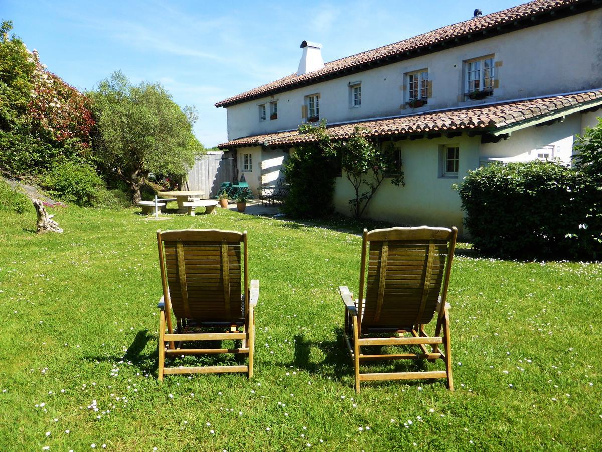 Domaine De Bassilour Hotel Bidart Bagian luar foto